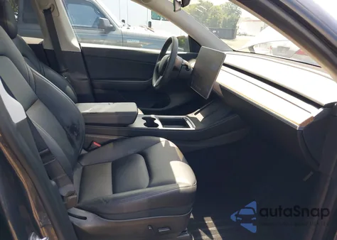 2021 Tesla Model Y from USA, damaged, VIN 5YJYGDEE2MF242063